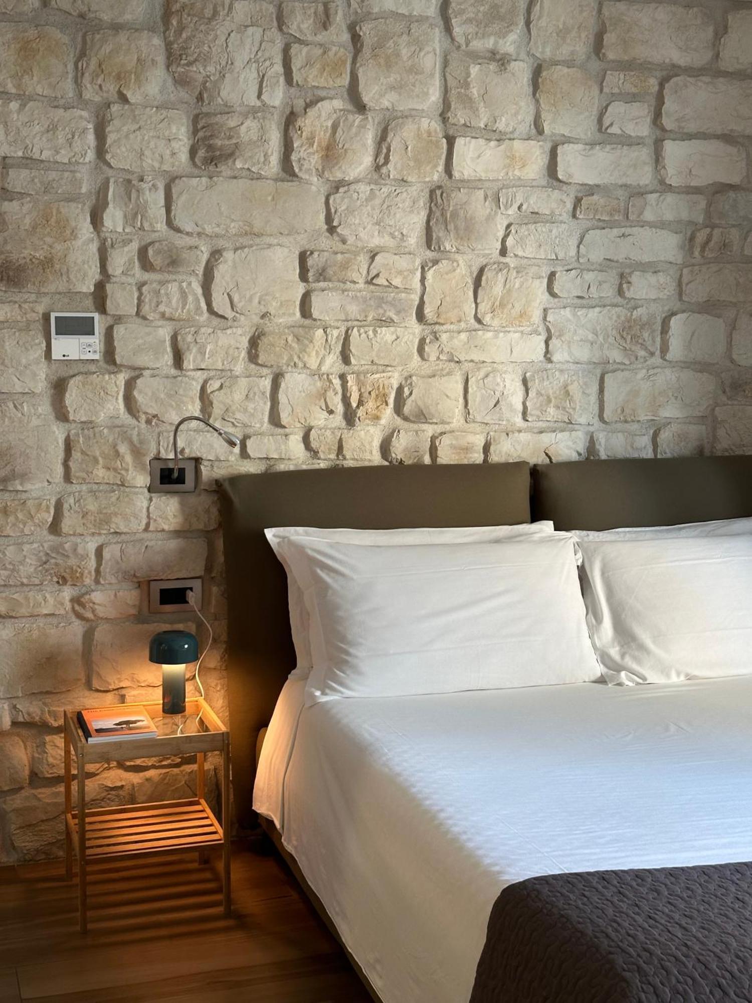 בלבדרה Olivia Rooms Eurialo מראה חיצוני תמונה