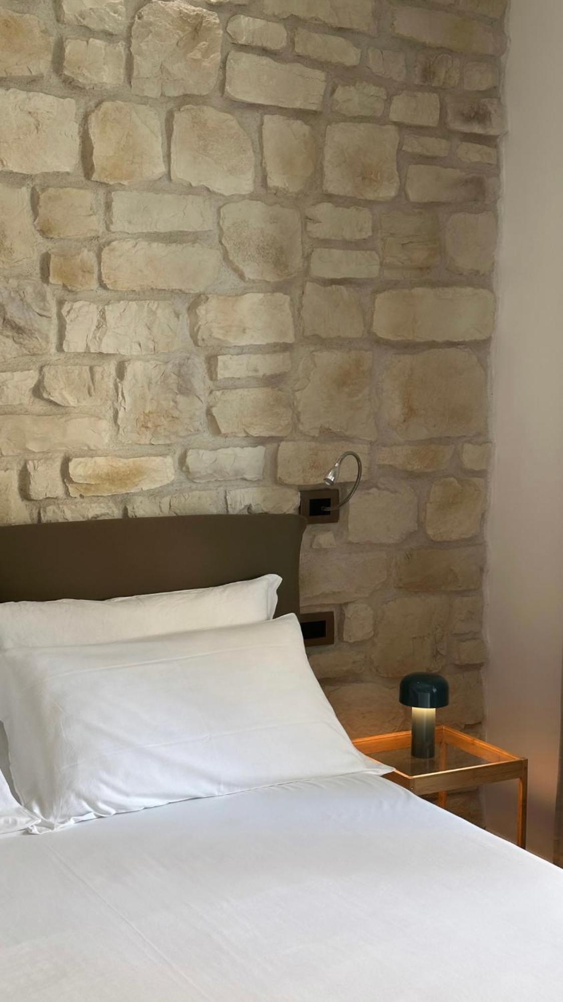 בלבדרה Olivia Rooms Eurialo מראה חיצוני תמונה
